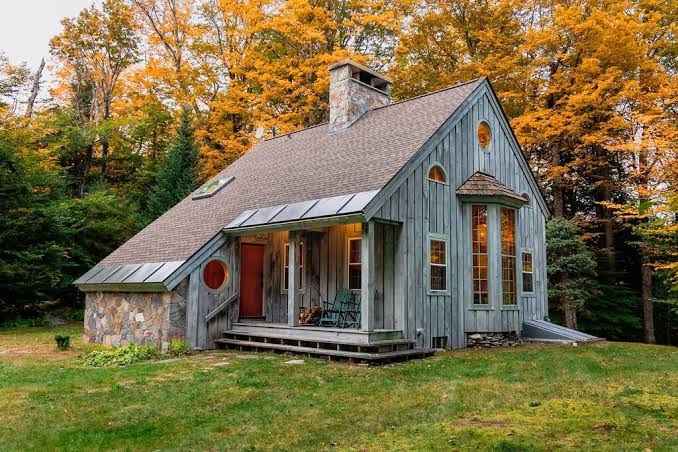 Deerwood Hill - Private Ski Cabin, Hot Tub, Acres, Vermont
