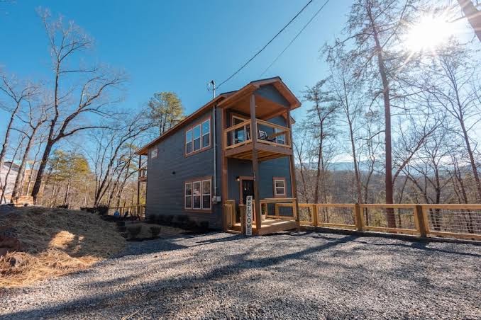 Romantic Cabin Retreat By Ghosal Luxury Lodging, Smoky Mountains