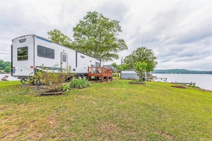 Lakeside Retreat On Neely Henry Lake 1 Bedroom Villa by RedAwning, Alabama