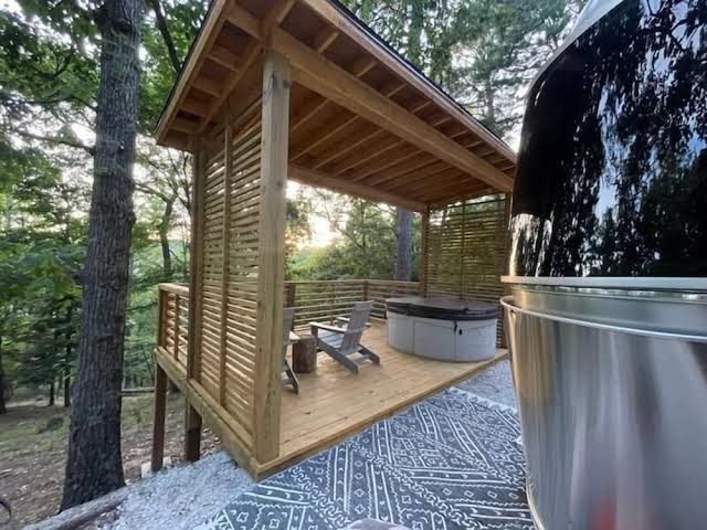 Airstream with Sunset Deck, Arkansas