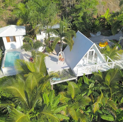 La Terapia, Cabaña Alpina, Puerto Rico