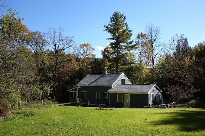 Elegant Wilderness Cabin 12 Miles From Northampton, Massachusetts