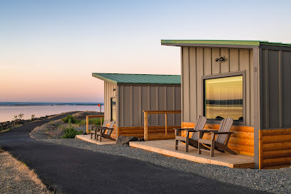 River Lodge + Cabins, Oregon