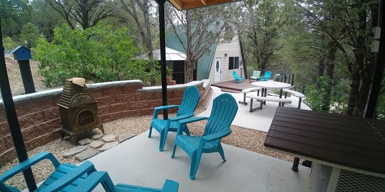 Zion's Cable Mountain Trail Head Cabin sleeps 6 boarders East Zion National Park, Zion Park