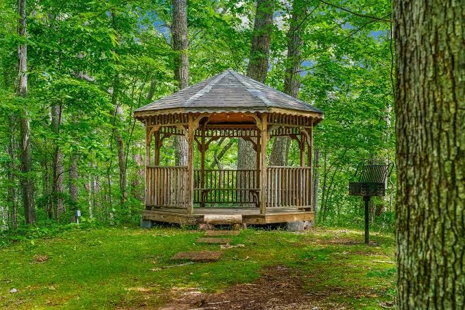 Smoky Mountain Cabin|Hot Tub|Mountain Views!, Gatlinburg