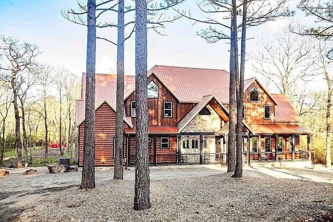 Grand Estate HIGH LUXE 7400 sq ft cabin/EVENTS ALLOWED sleeps 30!/2 Hot, Broken Bow