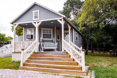 Waterfront Hideaway Ranch RV Park, Dallas