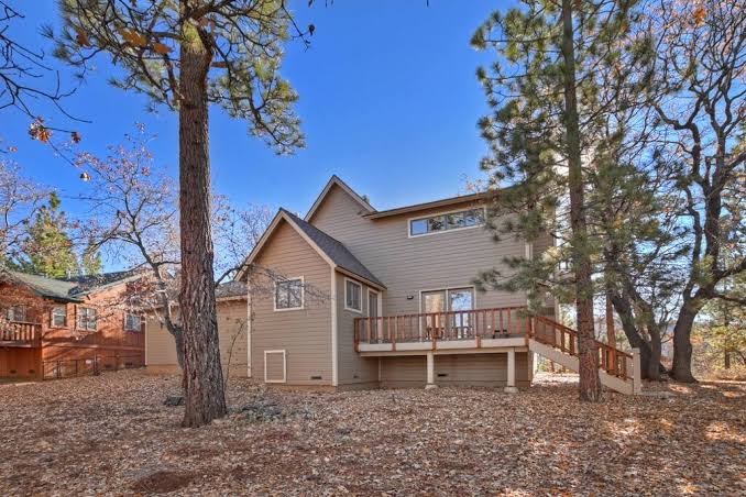 Canyon Castle: Hot tub and close to Bear Mnt.!, Big Bear con Jacuzzi