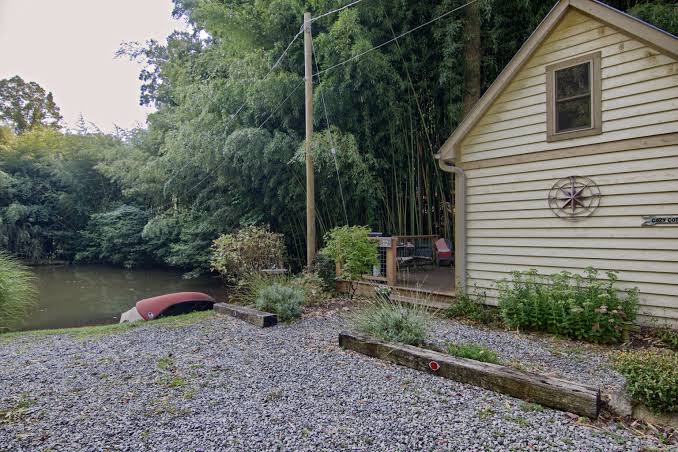 Beautiful Waterside Cabin (2), Great Location, View, 8 Min To Downtown, Biltmore, Asheville