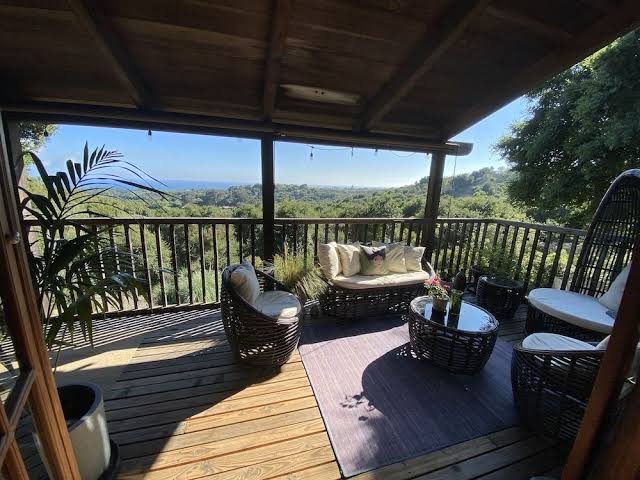 Classic California Central Coast Cabin overlooking the ocean on 20 wooded acres, Carpintería