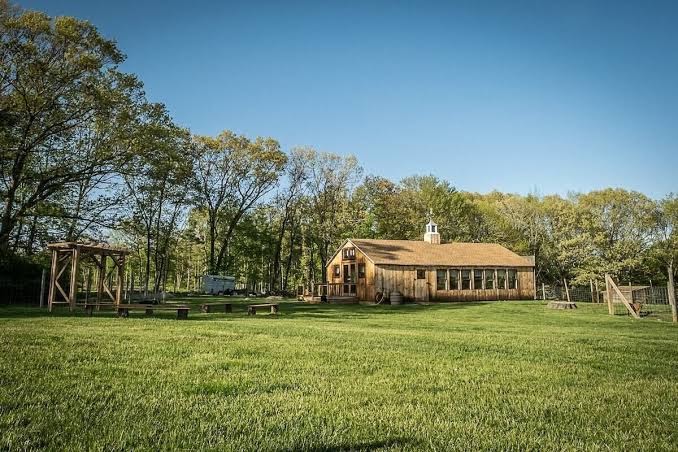 Treehouse | Countryside | Farm Animals | Fire Pit, Connecticut