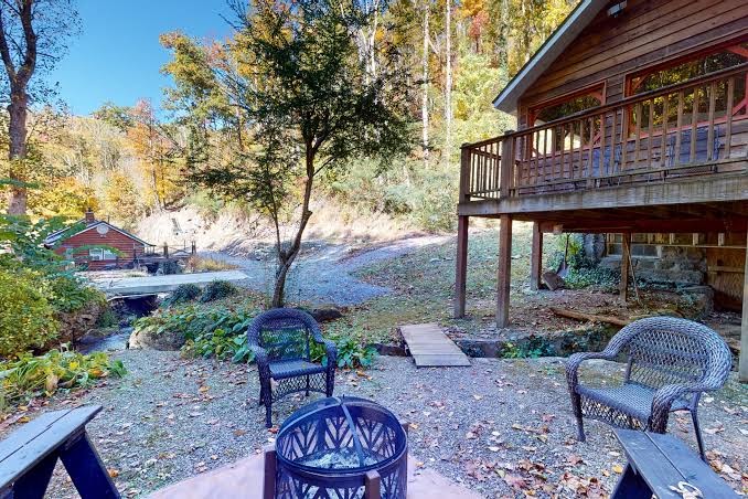 Tweeting Brook, Gatlinburg