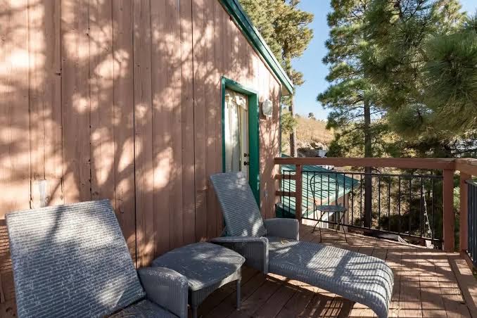 "The Treehouse" Cozy cabin at Mt. Lemmon with amazing views!, Mount Lemmon