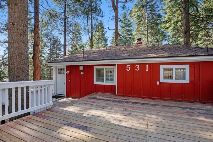 Red Cottage Charmer, Lake Arrowhead
