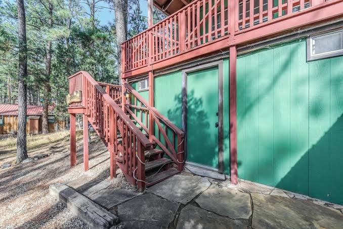 Bears Den: Cozy Mountain Cabin, Fireplace, HotTub, Ruidoso con Jacuzzi