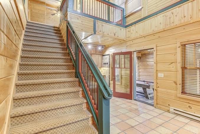 Gorgeous Cabin w/direct trail access for hiking & off roading!, Payson