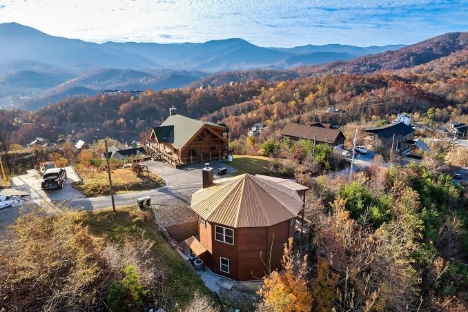 Mountain View Retreat - Hot tub, Fireplace, Arcade Games, Gatlinburg