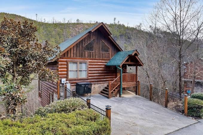 Cubby Bear Smokey Mountain Cabin - SPECIAL RATES! Near Pigeon Forge/Gatlinburg, Gatlinburg con piscina