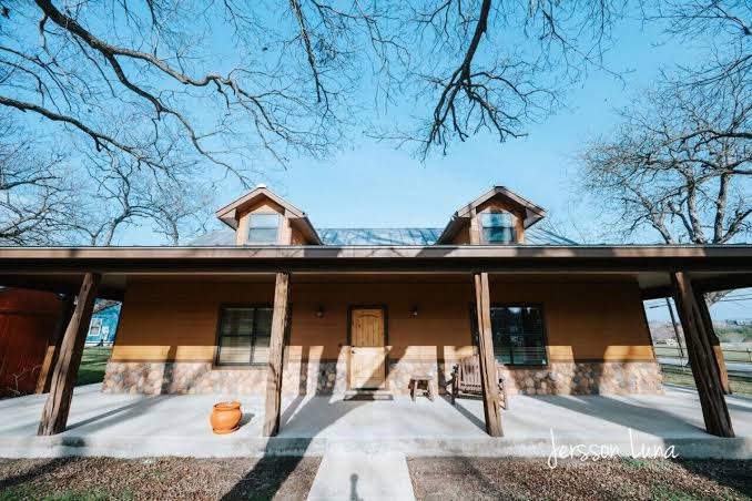 Hidden Gem Luxury Cabin nestled in Gruene, New Braunfels