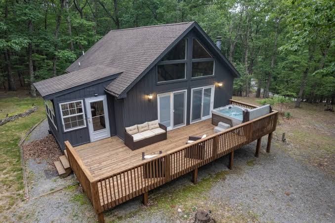 Enchanted Oak Cabin, West Virginia
