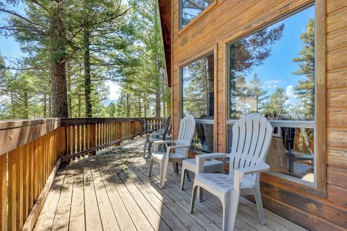 Stylish Angel Fire Cabin w/ Deck - 2 Mi to Ski Mtn