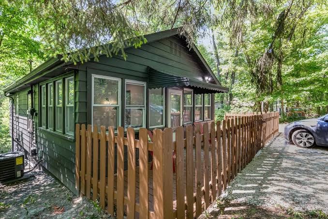 Black Cabin Getaway in Beautiful Woods I Valpo, Indiana Dunes