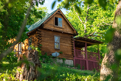 Meramec River Resort-The Original Birds Nest Lodge, Missouri