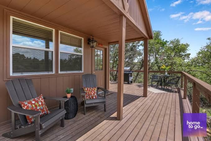 620 ft² Cabin ∙ 2 bedrooms ∙ 4 guests, Canyon Lake