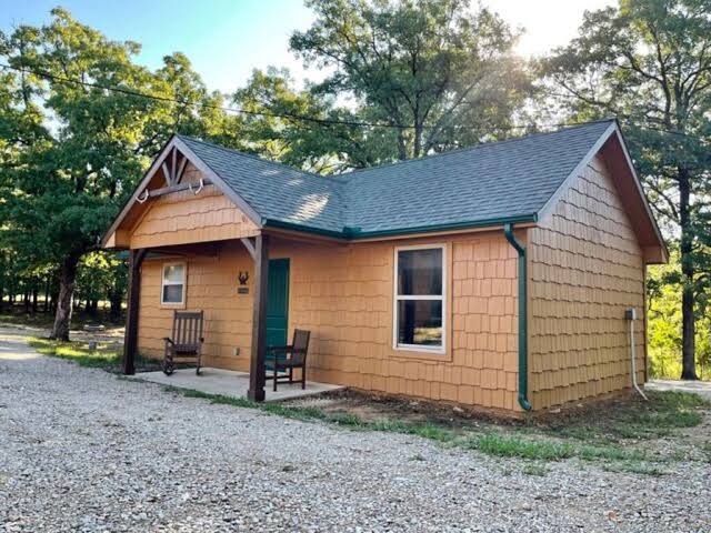 Antler Ridge Cabin #4, Turner Falls