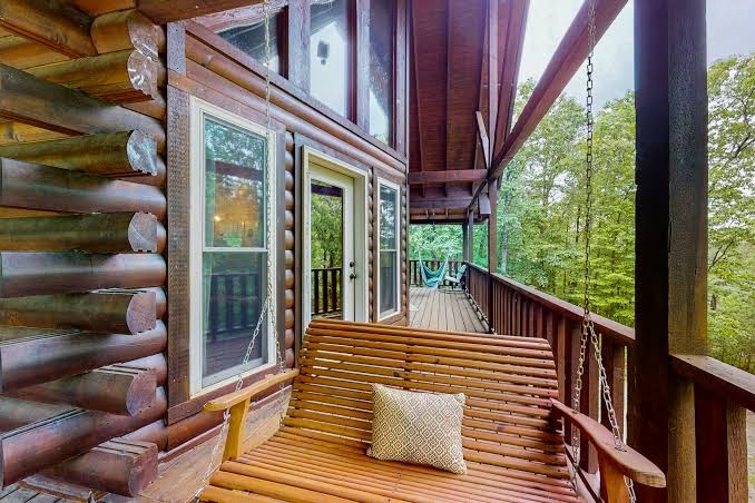 Lazy Bear Lodge, Georgia con Piscina
