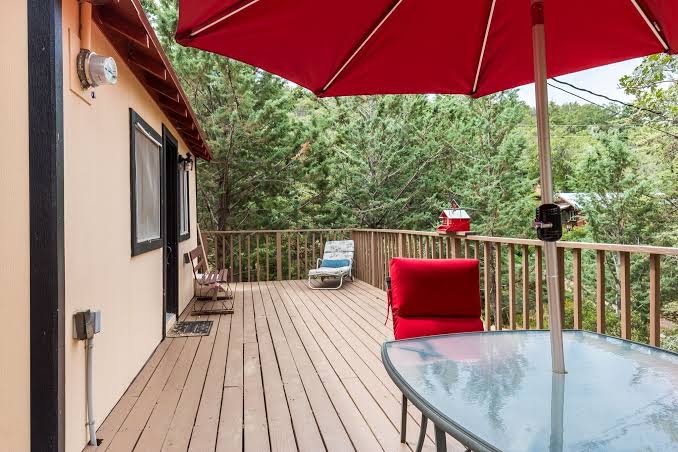 Amazing Historic Cabin Nestled In The Heart Of Julian Pets ok Quiet and secluded