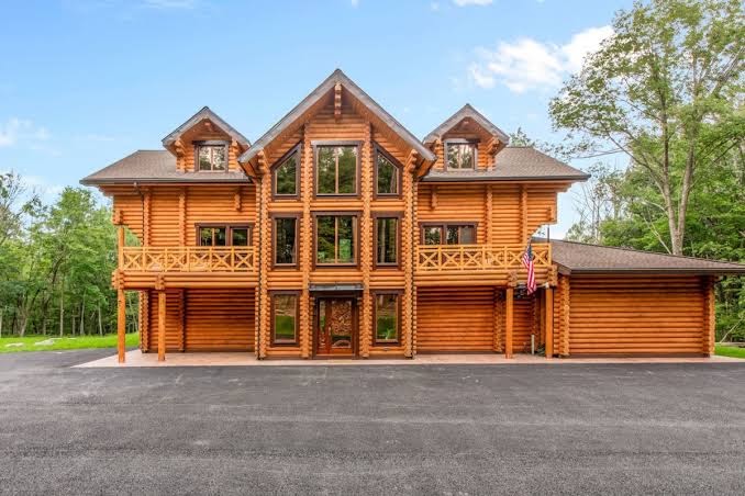 Log House Vacation Rental with Pool and Sauna, New Jersey