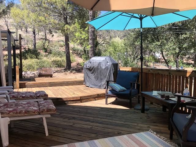Inviting Cabin on a quiet cul-de-sac in Payson.