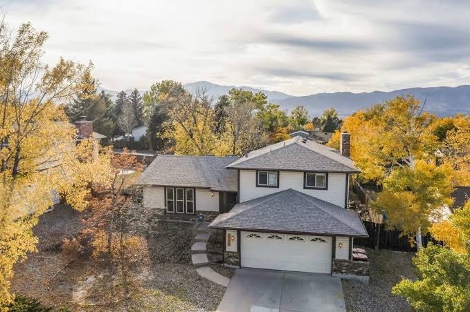 4BR Central Location & Near Parks!, Colorado Springs