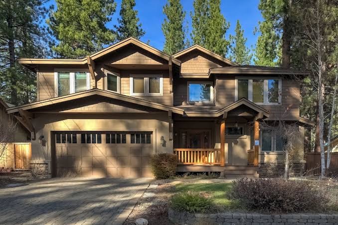 Stunning Forest Retreat, Tahoe