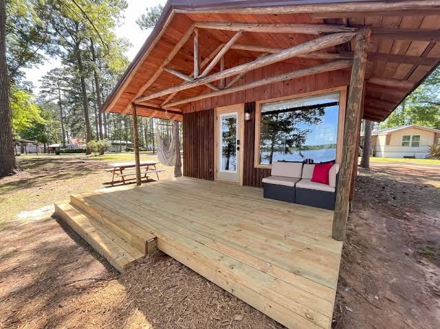Rustic Cedar Waterfront Cabin 7, Louisiana