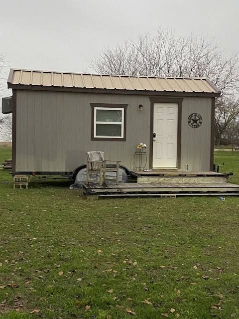 Cabin/Farmhouse w/fire pit and wide open spaces, Fort Worth