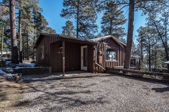 The Love Shack in UpperCanyon(Not impacted by fire), Ruidoso con Jacuzzi