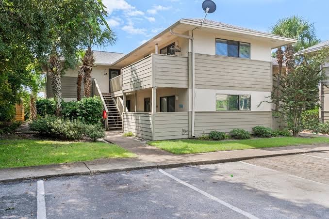 Seaside Bliss - Pool, Wifi, Balcony, Washer & Dryer, Destin