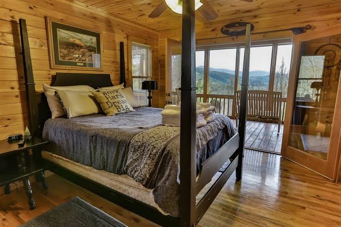 Cherokee Dreamer's Den, Blue Ridge