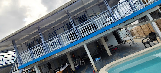 Cabaña Villa Don Coquí, El Combate Beach