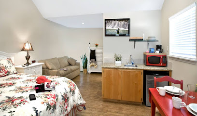 Blanco Riverside Cottages & RV