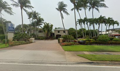 Naples Best Condominium with Free Buffet Breakfast