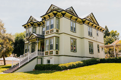 Royal Olive Manor