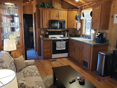 The Couple's Cabin in Wynola