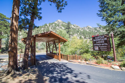 Castle Mountain Lodge