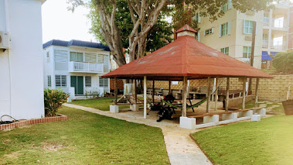 Apartamentos Las Cabañas Dos Playa Montones