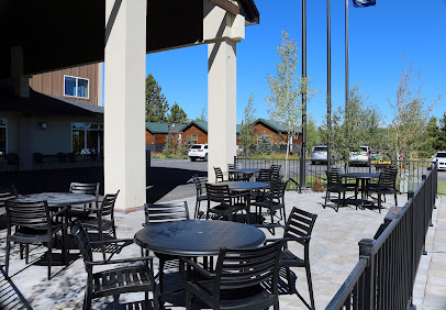 Gray Wolf Inn & Suites